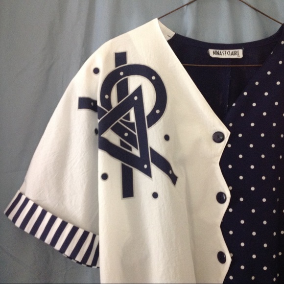 1980s fun navy blue and white top - Picture 2 of 4